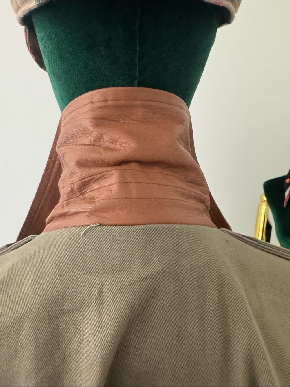 Vintage Olive Green Trench Coat with Belt - Picture 7 of 14